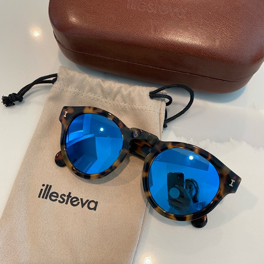 Illesteva Leonard Mirrored Sunglasses